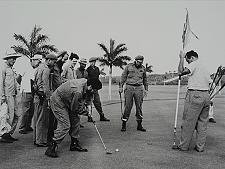Che and Fidel golfers, foto Alberto Korda